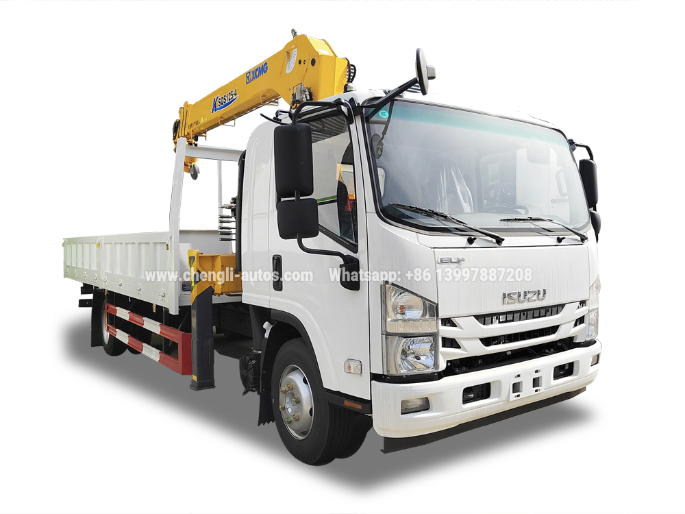 ISUZU NPR 700P 4×2 telescopic crane truck (5 Tons crane)
