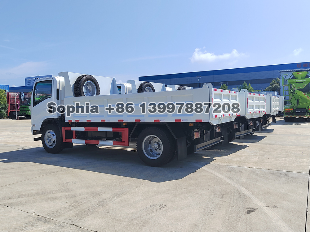 4 units ISUZU 700P dump truck be exported to Cambodia