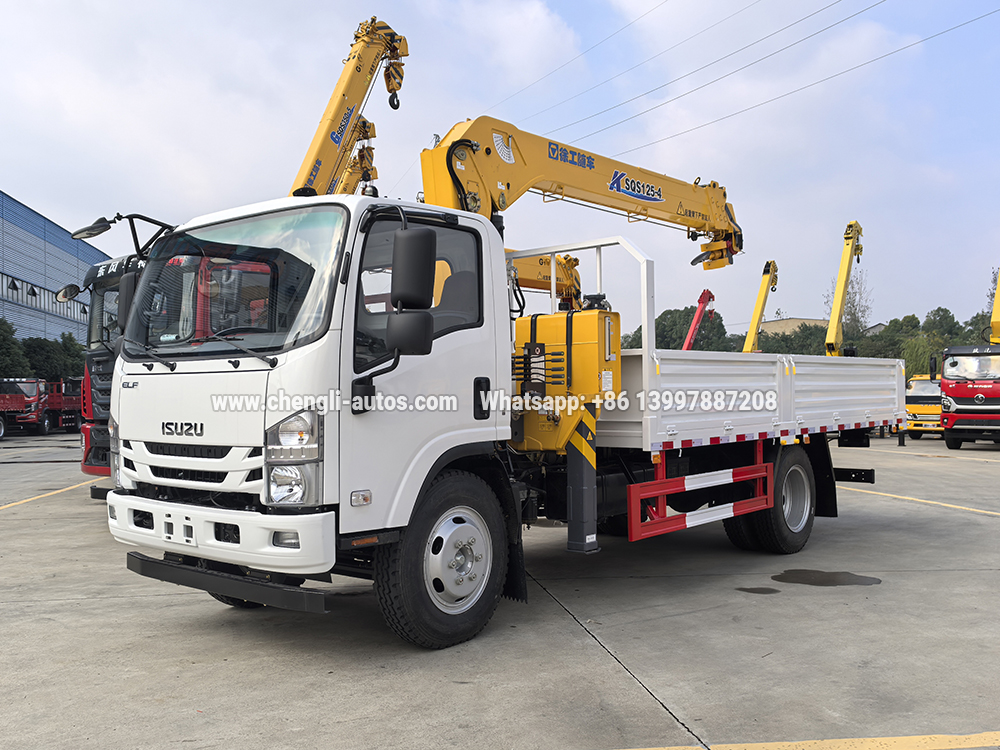 ISUZU NPR 700P 4×2 telescopic crane truck 5T