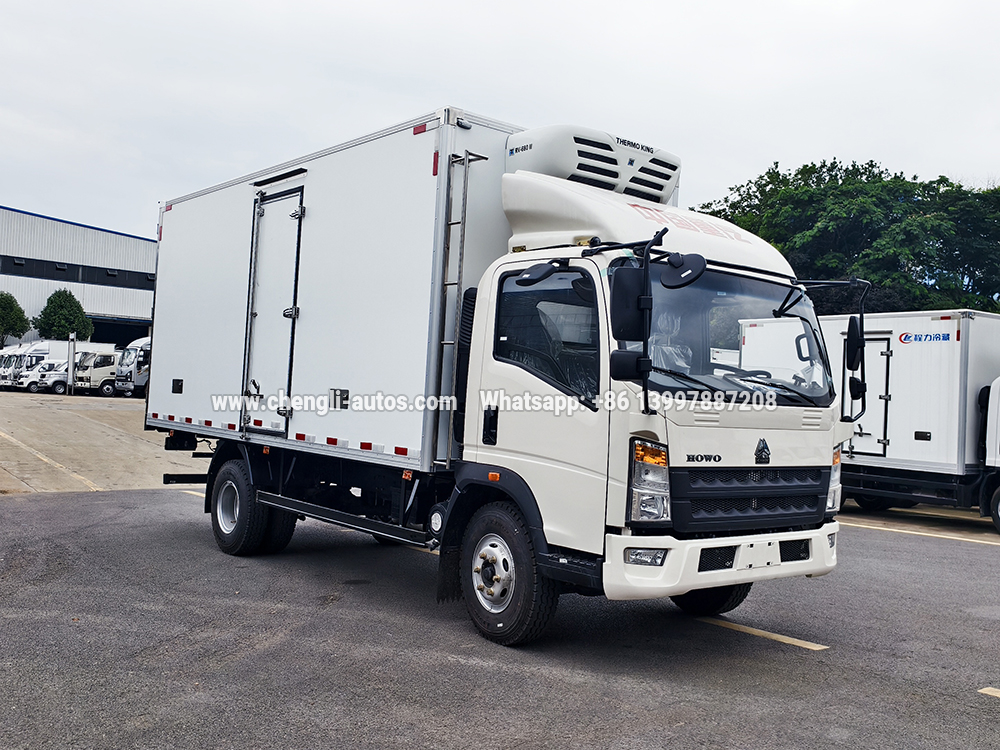 Howo 8 tons Refrigerated truck