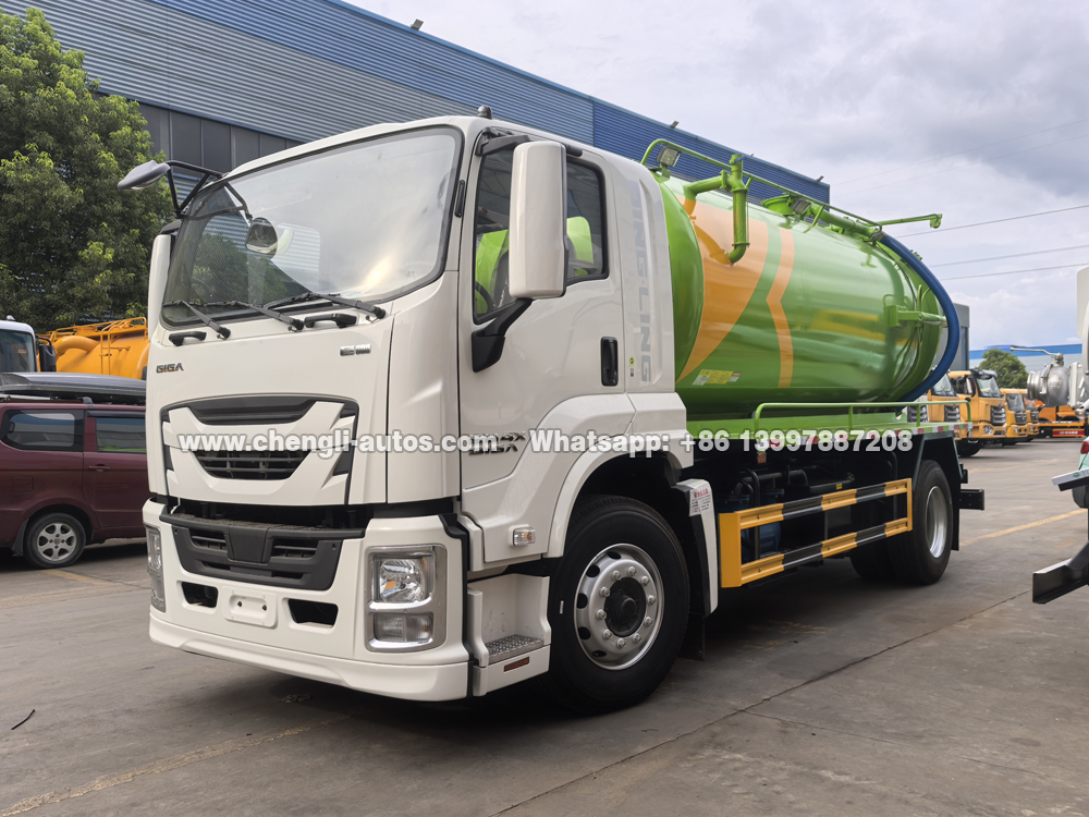 ISUZU GIGA Vacuum sewage suction truck 10,000L